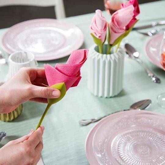 FabBloom green flower napkin holder with pink folded napkin