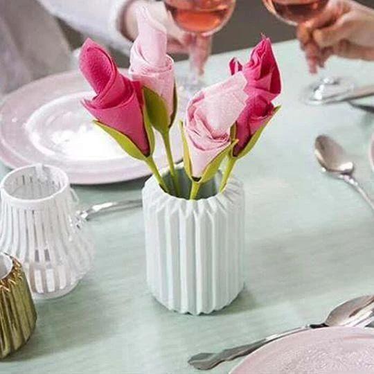 FabBloom™ Flower Napkin Holder (2pcs) table styling view 4